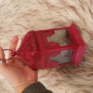 Gorgous Red Metal Lantern